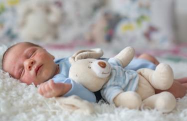 Trądzik niemowlęcy i noworodkowy - ile trwa, jak leczyć?